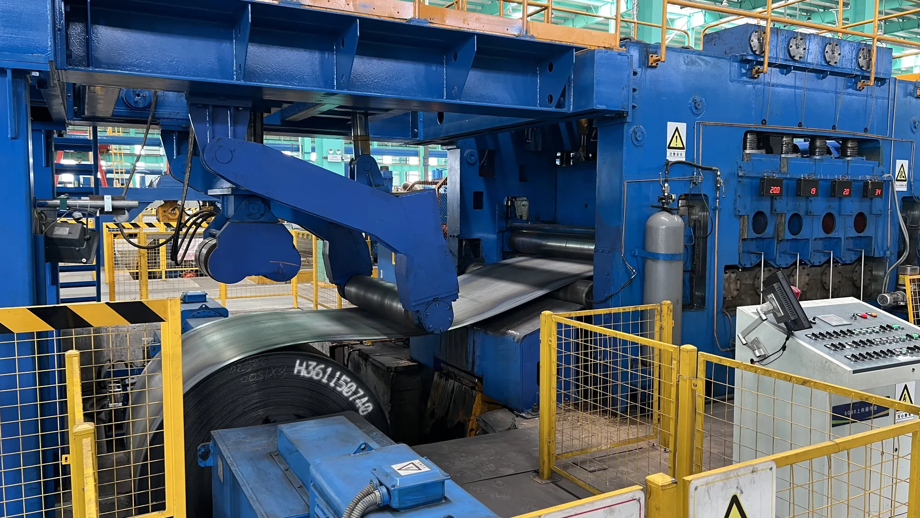 how to level thick steel coil — Hongkang engineering view 1