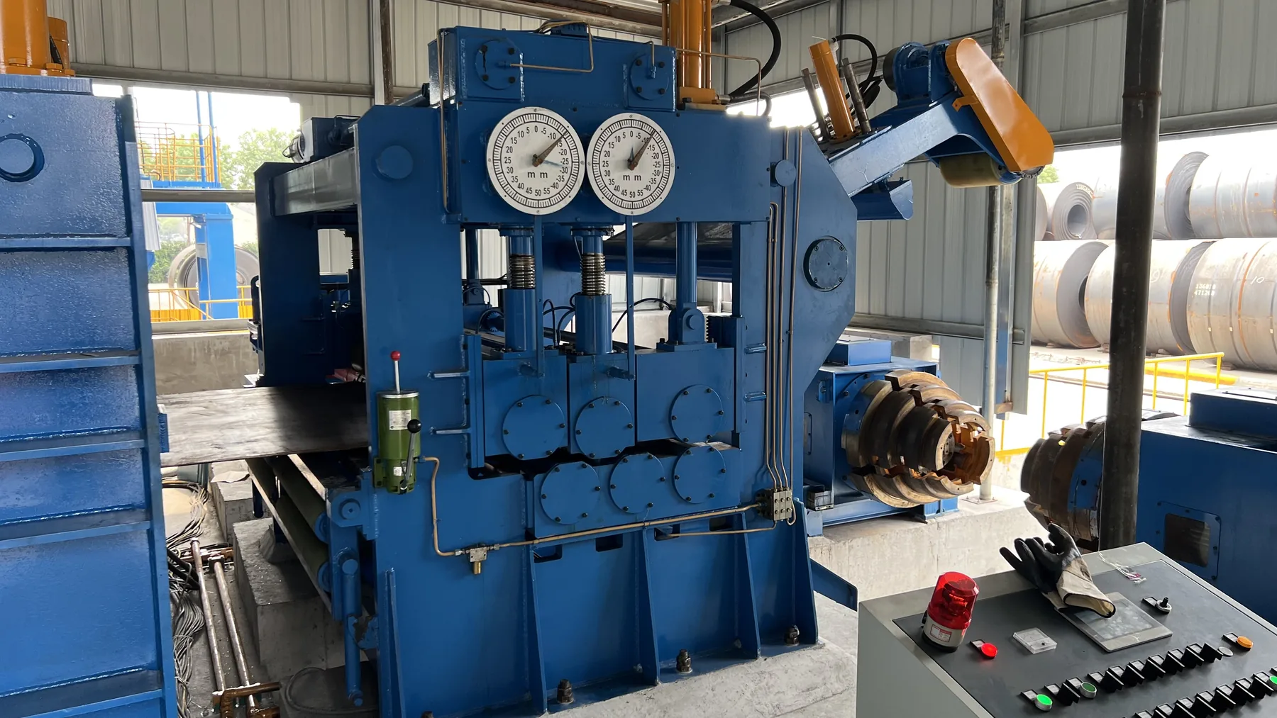 steel coil slitting line — Hongkang engineering view 1